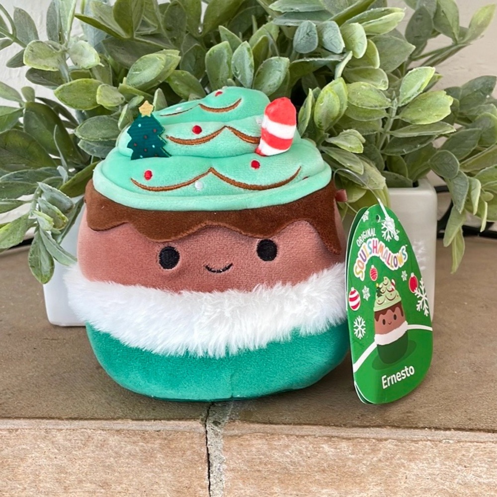 Squishmallows Ernesto Holiday Plush